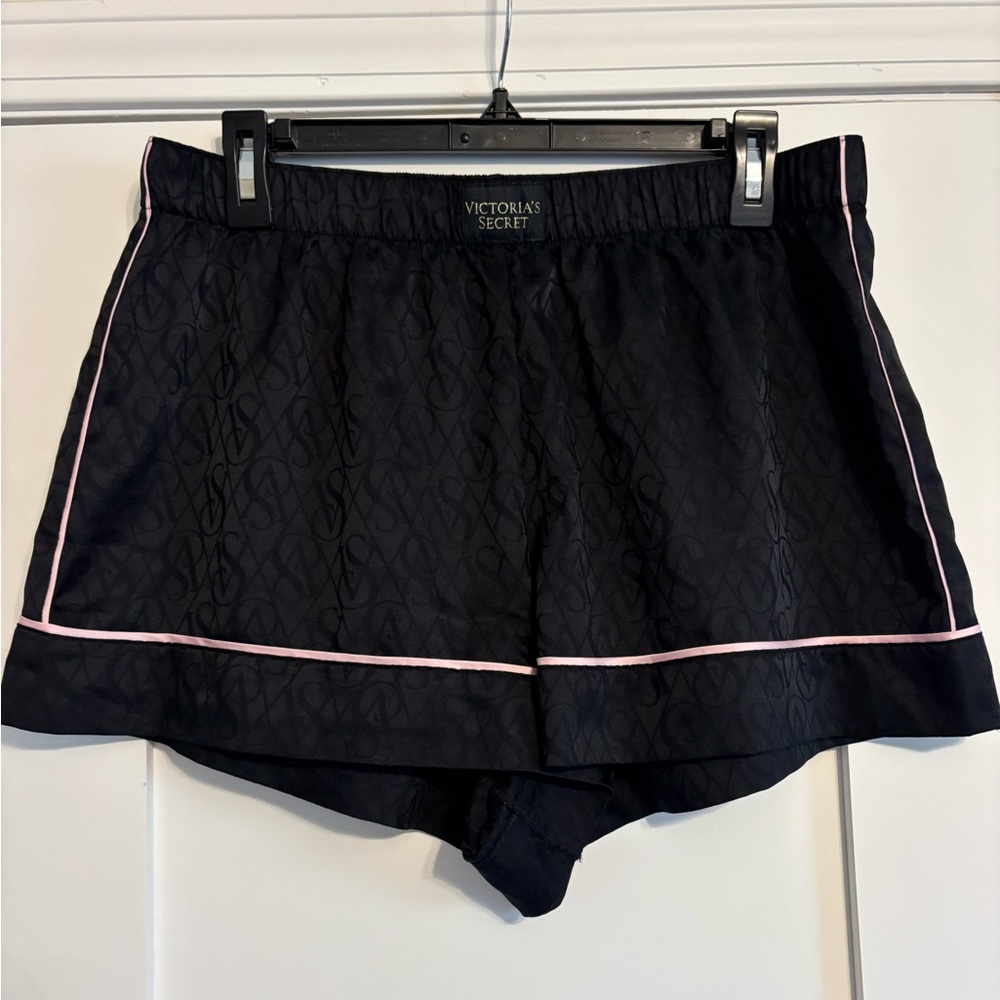 Victoria's Secret Black Shorts with light pink trim Logo Pattern